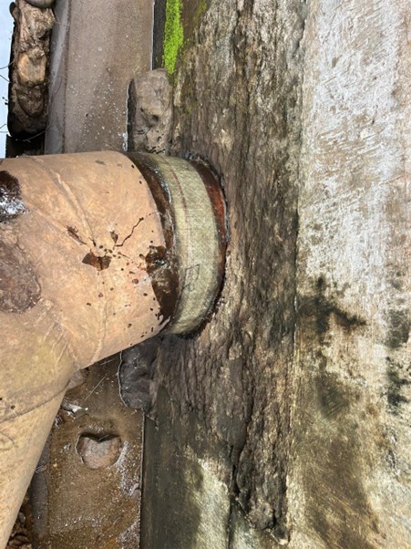 Pipe Repaired with Fibre Glass